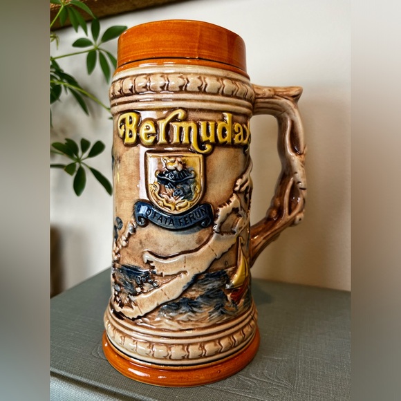 ✨ Vintage Souvenir Bermuda Mug✨ - Picture 3 of 6